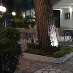 Hotel Sayonara