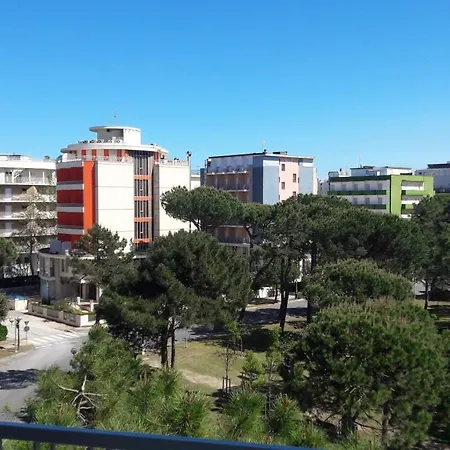 Sayonara Hotel